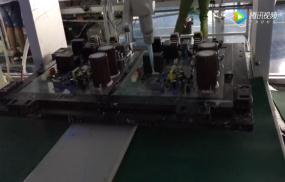 全自动硅胶点胶机固定元器件